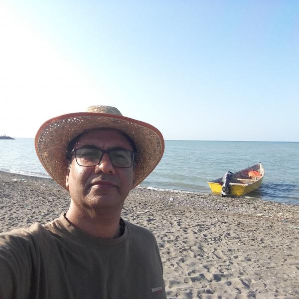 تصویر پروفایل علی