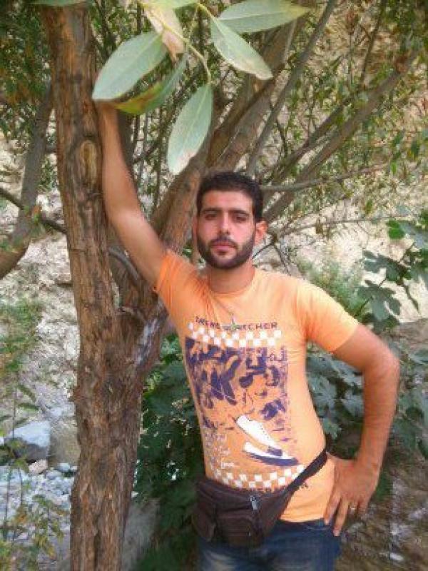 تصویر پروفایل علی