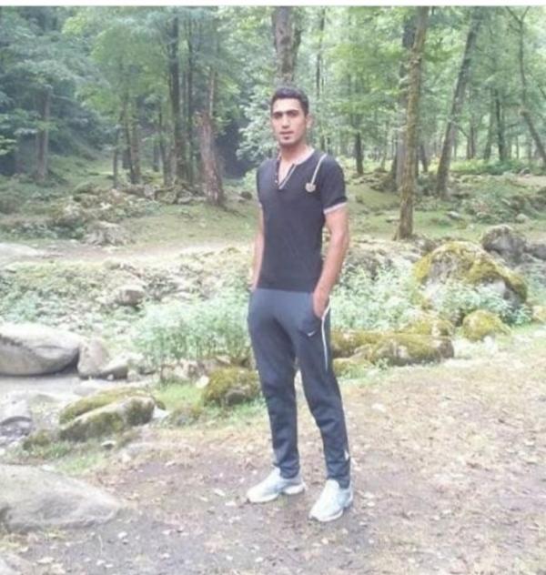 تصویر پروفایل علی
