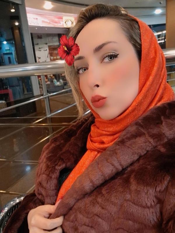 تصویر پروفایل آدرینا