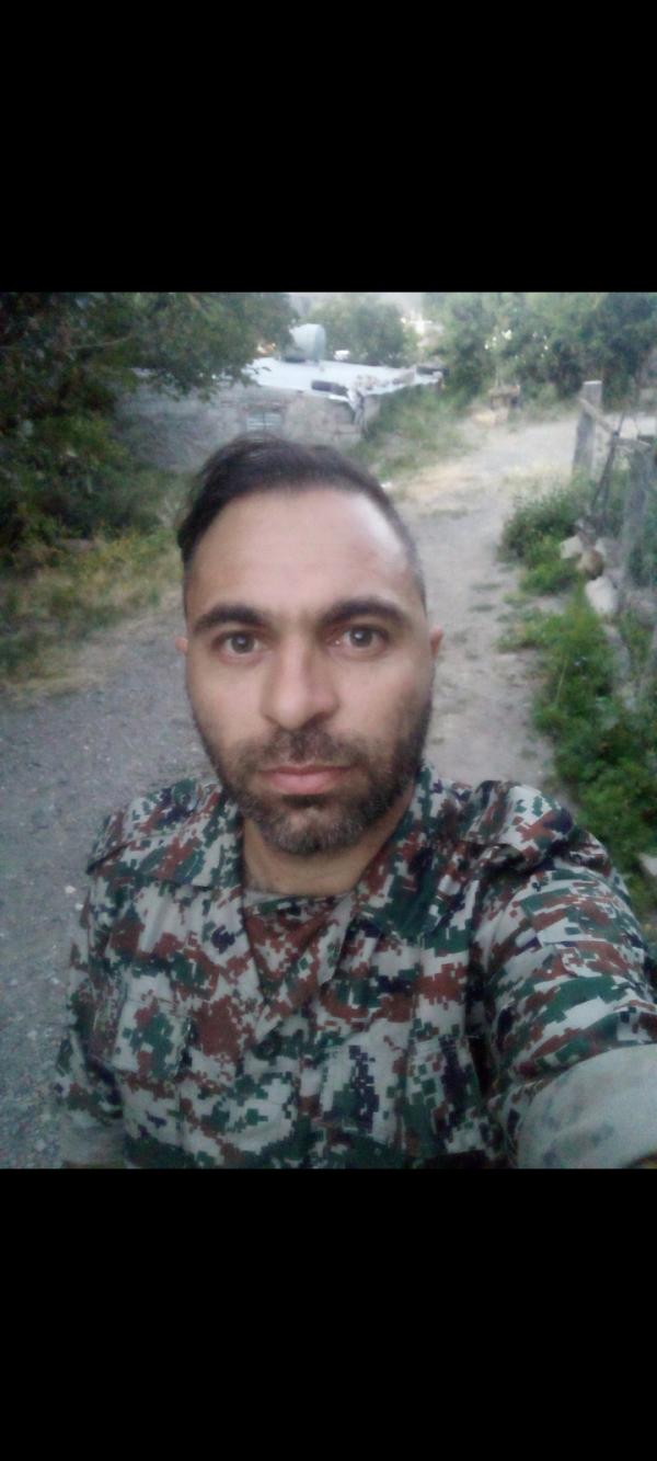 تصویر پروفایل شهباز