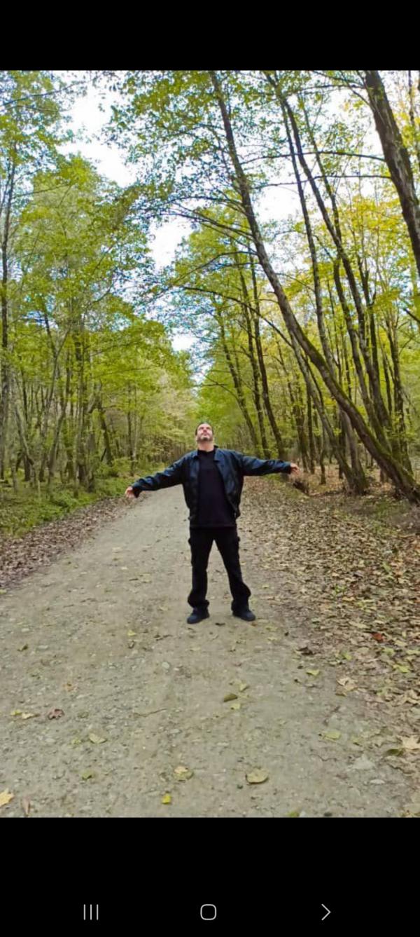 تصویر پروفایل اکبر