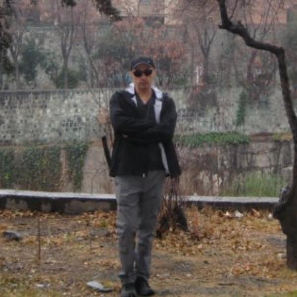 تصویر پروفایل امید