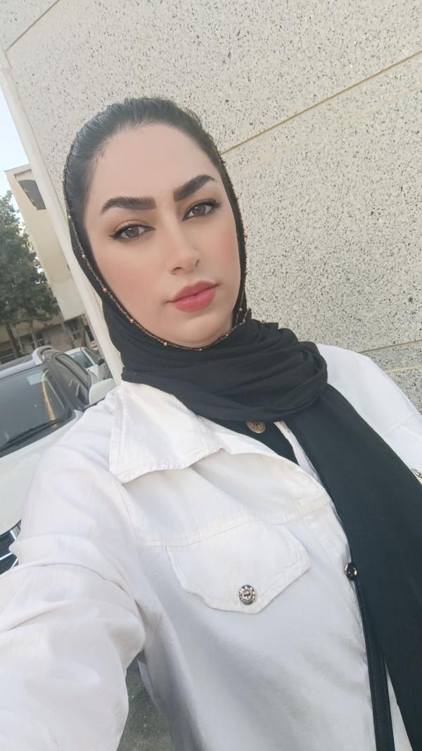 تصویر پروفایل زینب