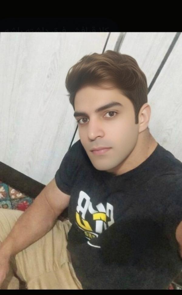 تصویر پروفایل میلاد