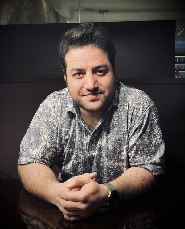 تصویر پروفایل علی اصغر