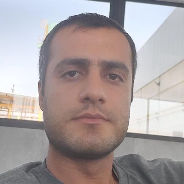 تصویر پروفایل رضا