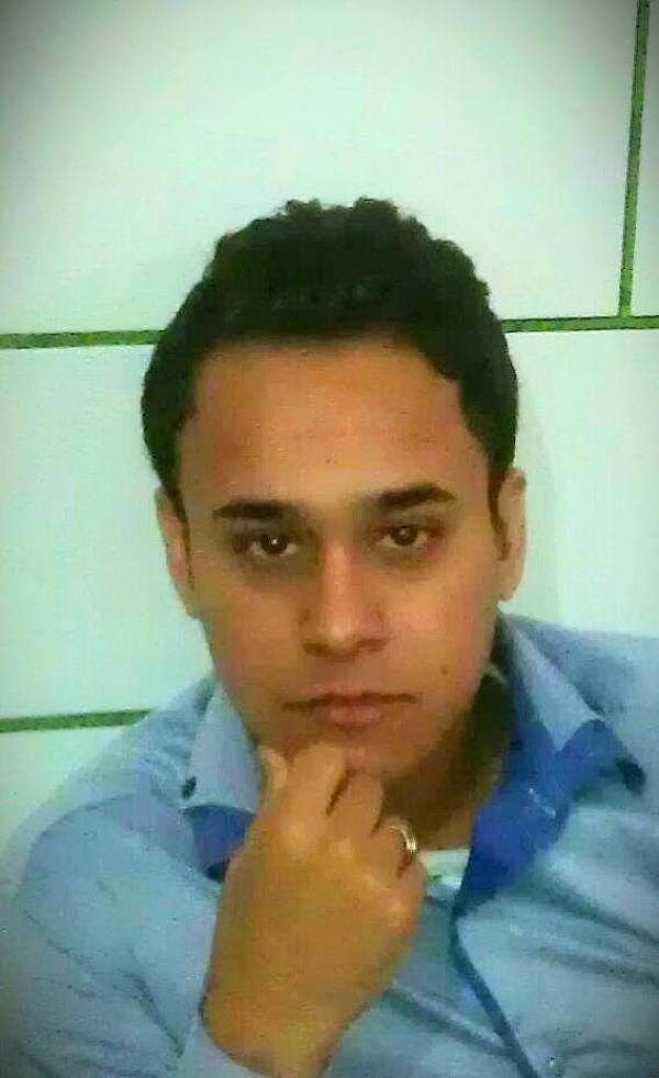 تصویر پروفایل علی