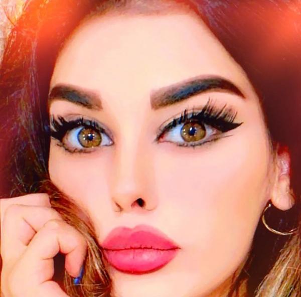 تصویر پروفایل رویا