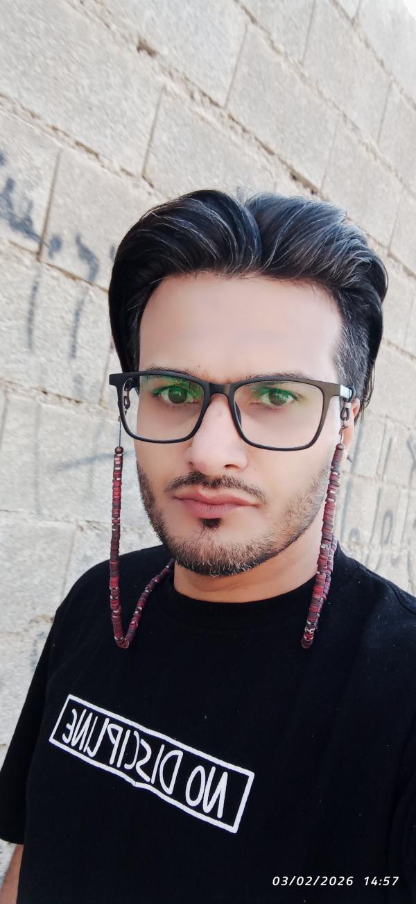 تصویر پروفایل امید