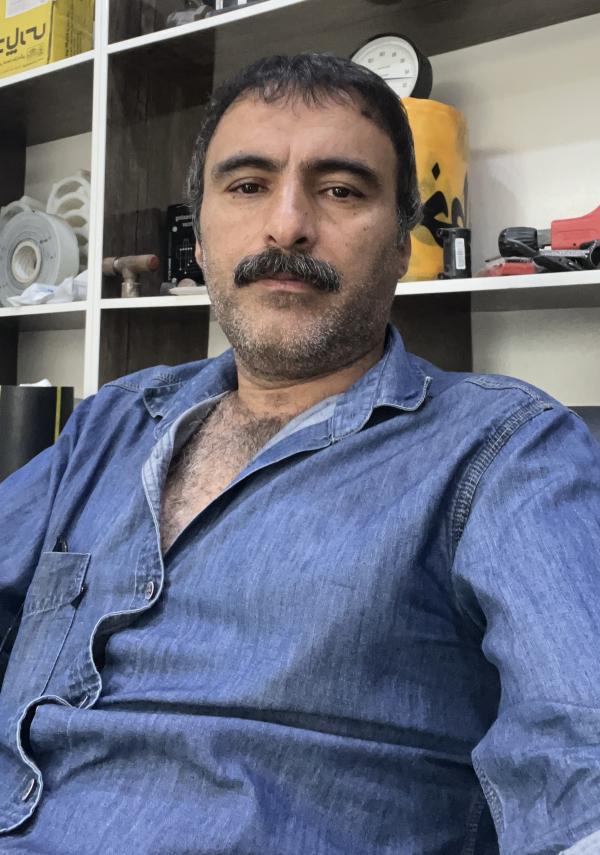 تصویر پروفایل علی