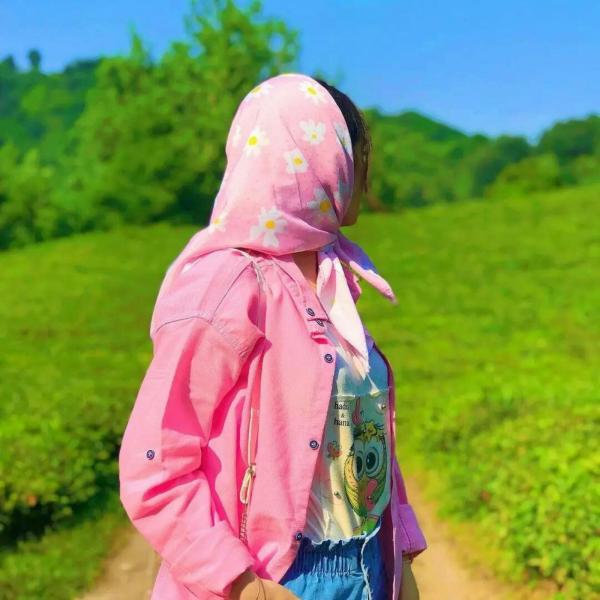 تصویر پروفایل نگین