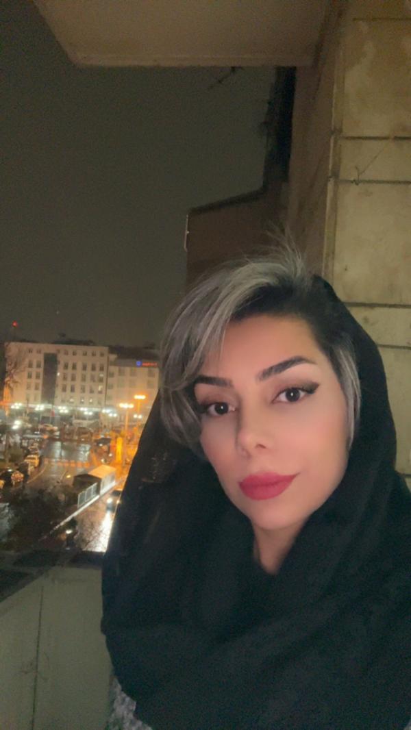 تصویر پروفایل فرزانه