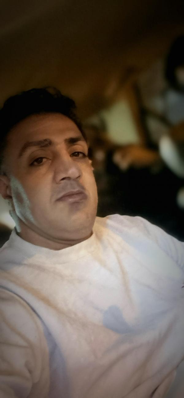 تصویر پروفایل حسین