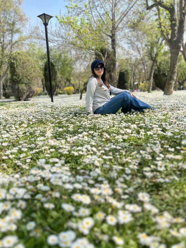 تصویر پروفایل مینا