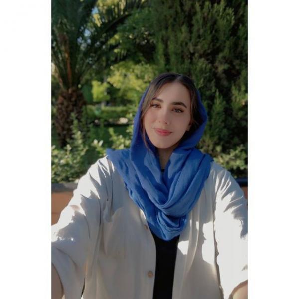 تصویر پروفایل مهتاب