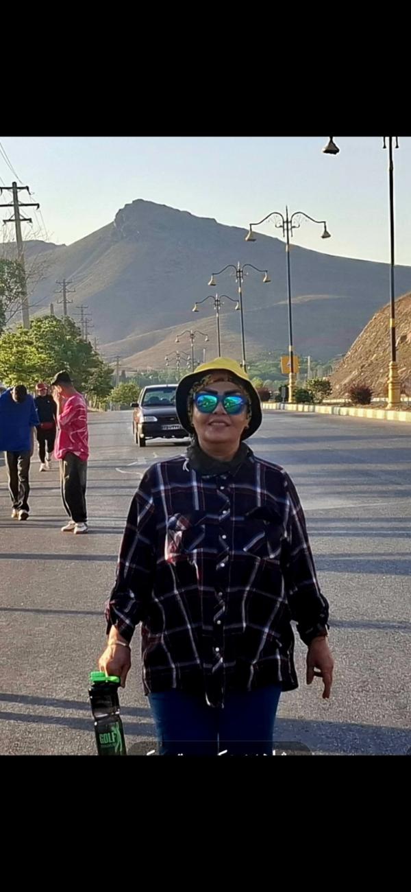 تصویر پروفایل نجیبه