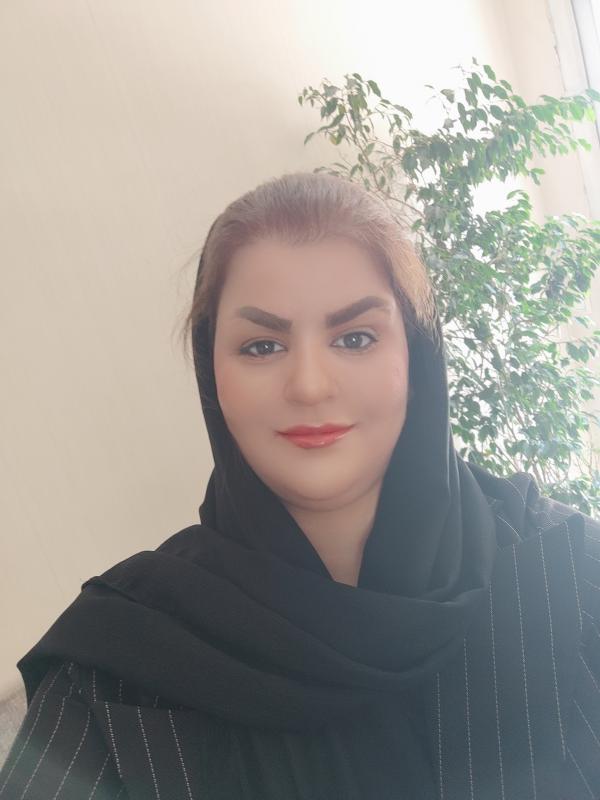 تصویر پروفایل مینا
