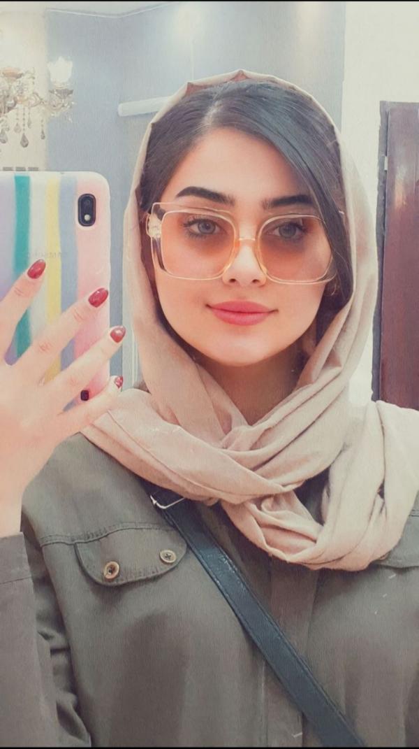 تصویر پروفایل مهتاب