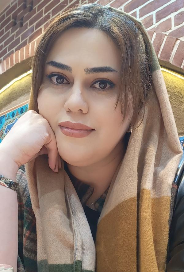 تصویر پروفایل زهرا