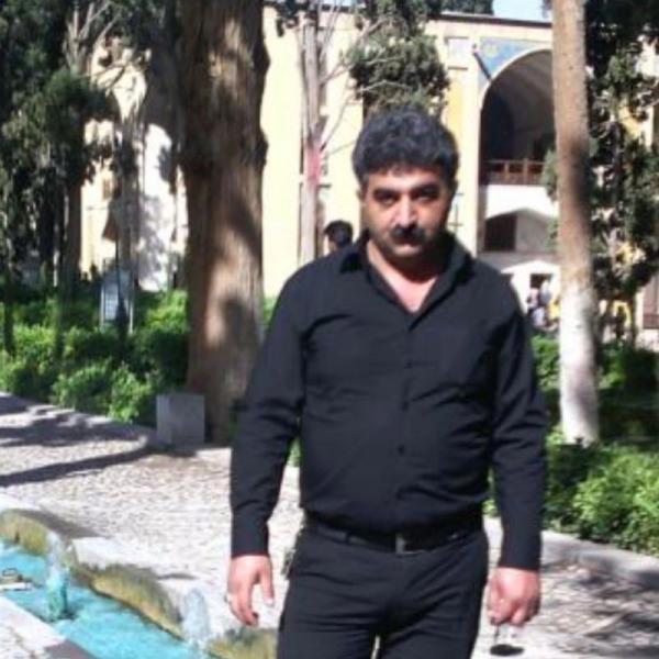 تصویر پروفایل علی