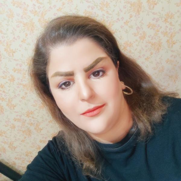 تصویر پروفایل مینا