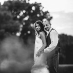 برنامه دوست یابی برای ایفون و اندروید